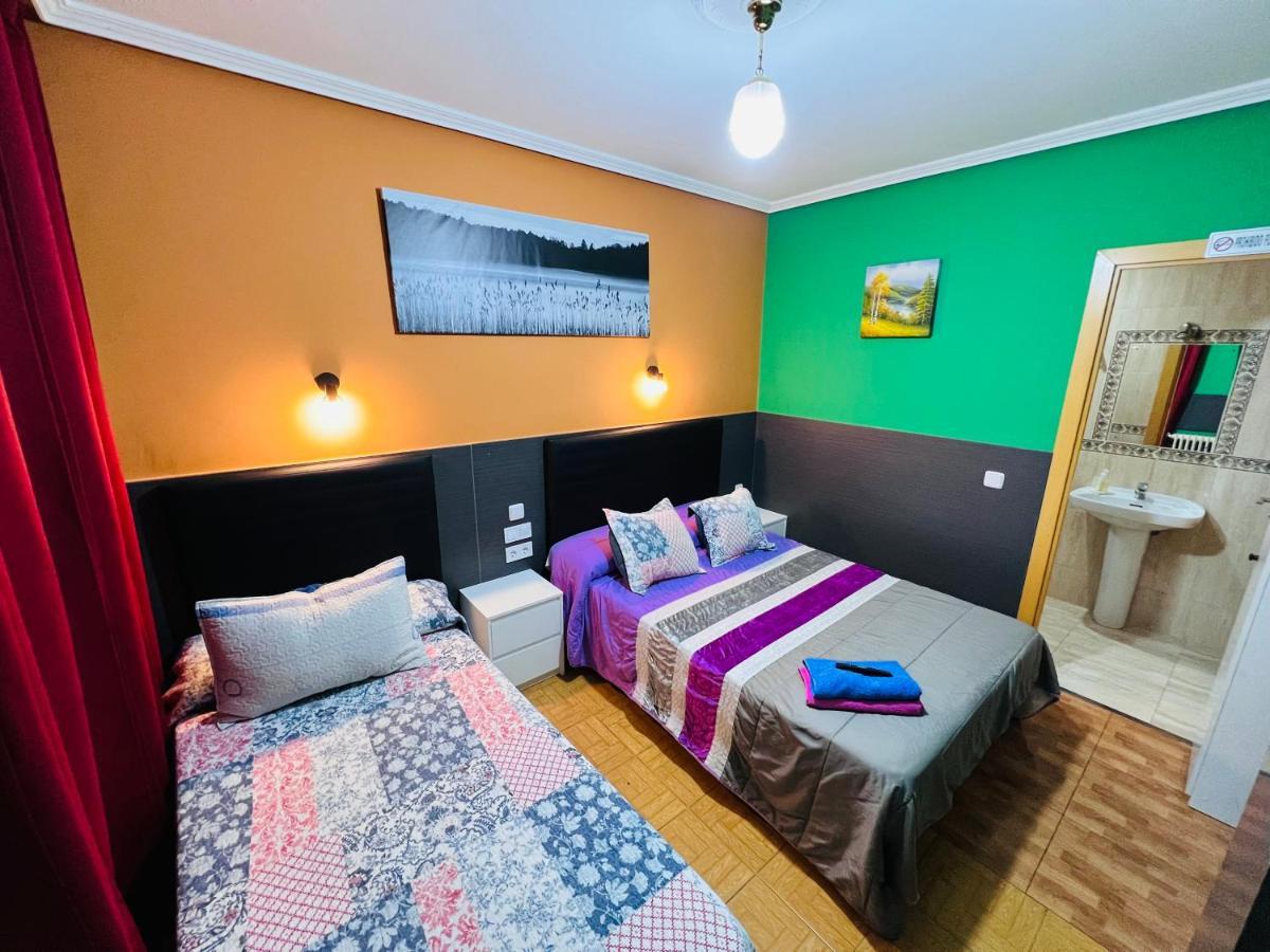Hostal Numancia Madrid Dış mekan fotoğraf