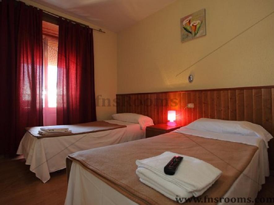 Hostal Numancia Madrid Dış mekan fotoğraf